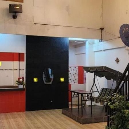 Permata Homestay Kotamobagu Mitra Reddoorz Esterno foto