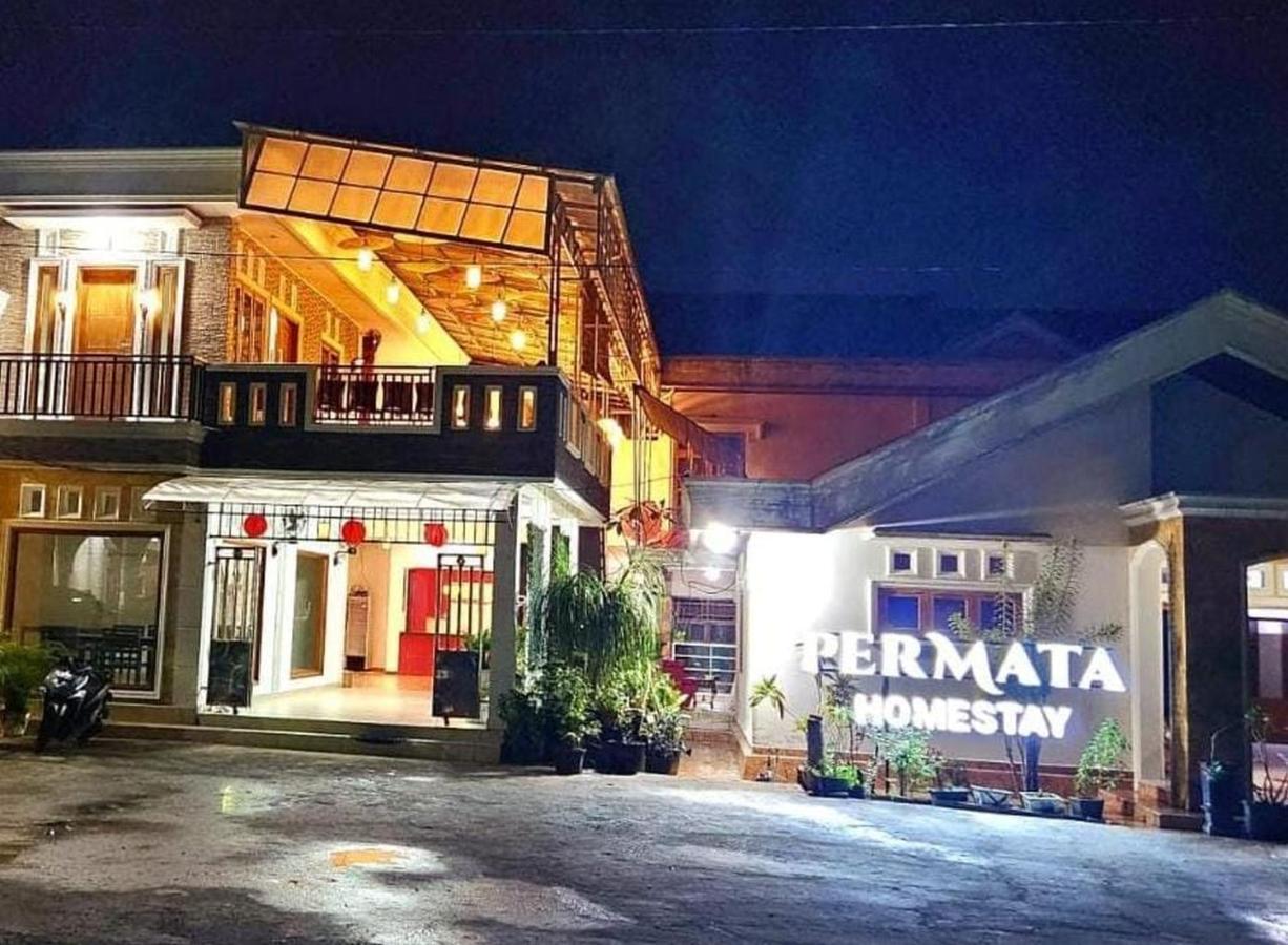 Permata Homestay Kotamobagu Mitra Reddoorz Esterno foto